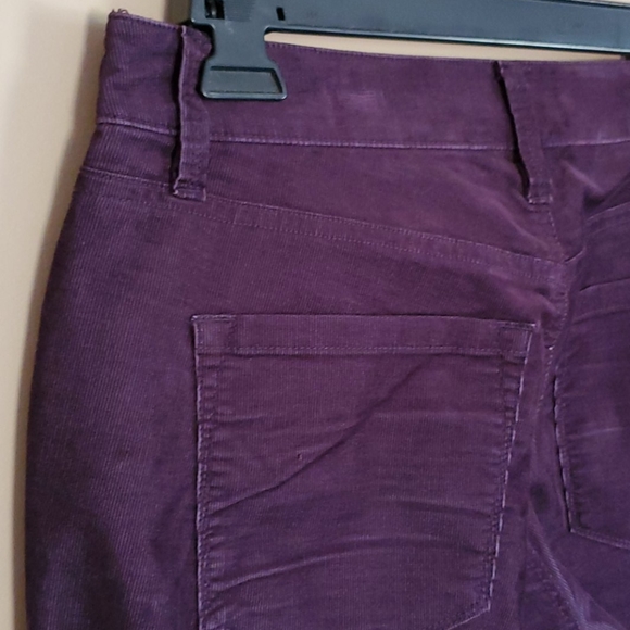 Loft eggplant corduroy curvy boot jeans size 27/4 - Picture 4 of 11